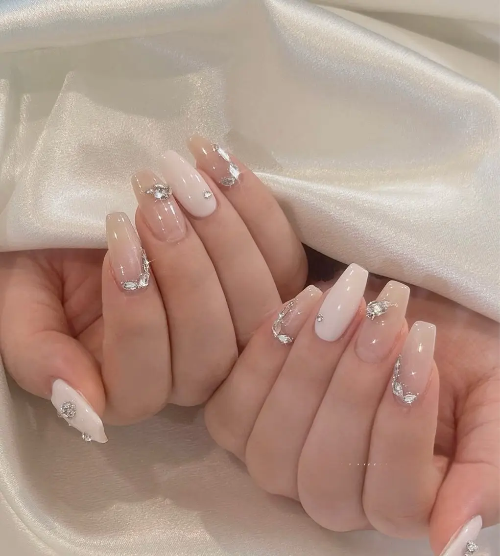 ネイル NailSalon✨ Écrinエクランのネイルデザイン