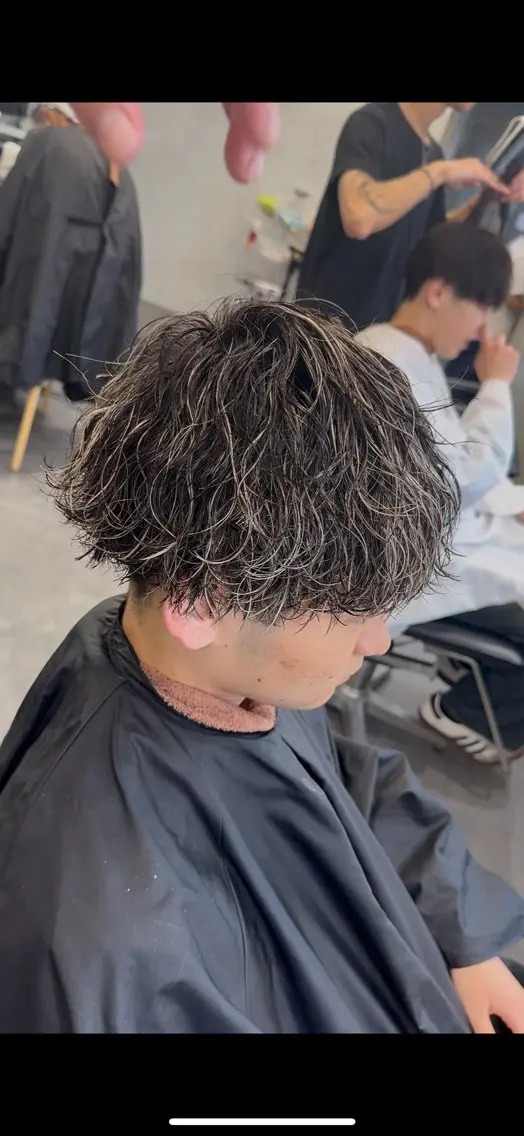 カラー パーマ メンズ ヘアカラー fifth 丸山太誠のヘアスタイル