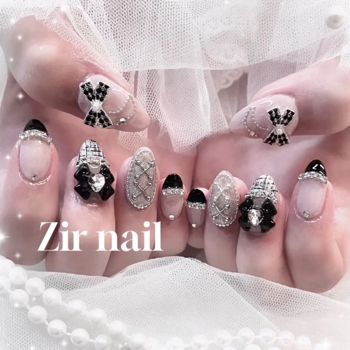 ネイル リボン Zir nail🪽 Otohaのネイルデザイン