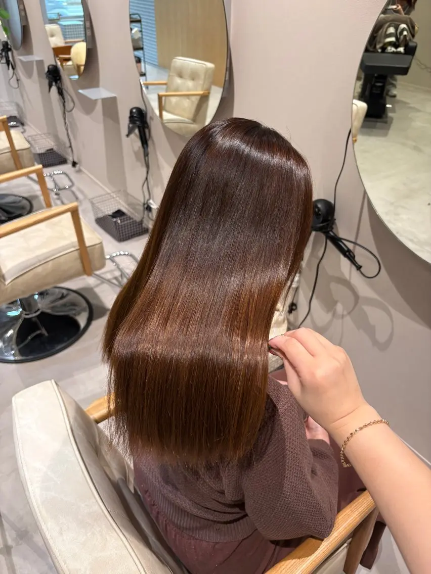 ロング トリートメント 井山 葵のヘアスタイル