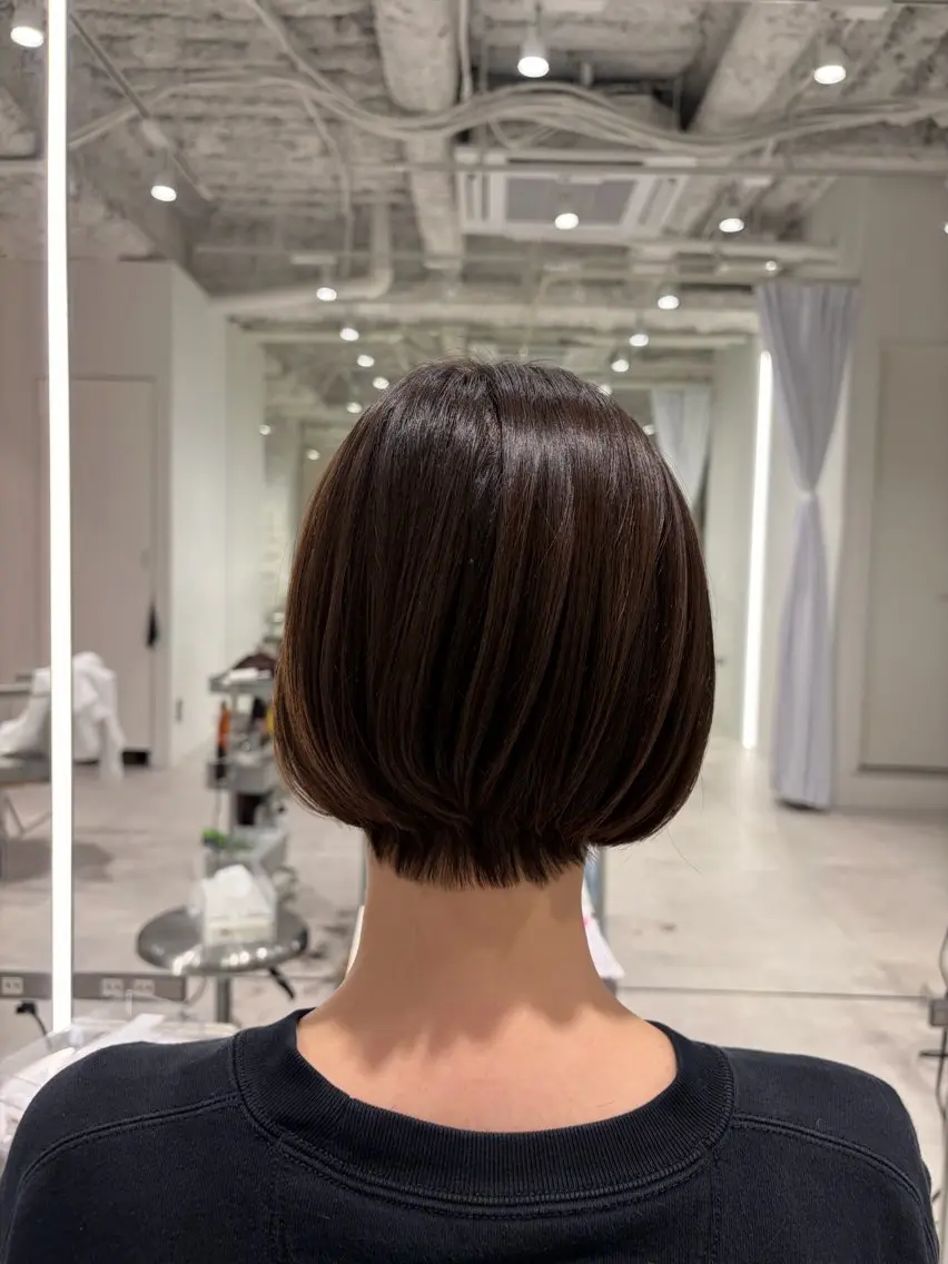 ショート ショートボブ ボブ ショートヘア レイヤー♡ 石川優奈のヘアスタイル