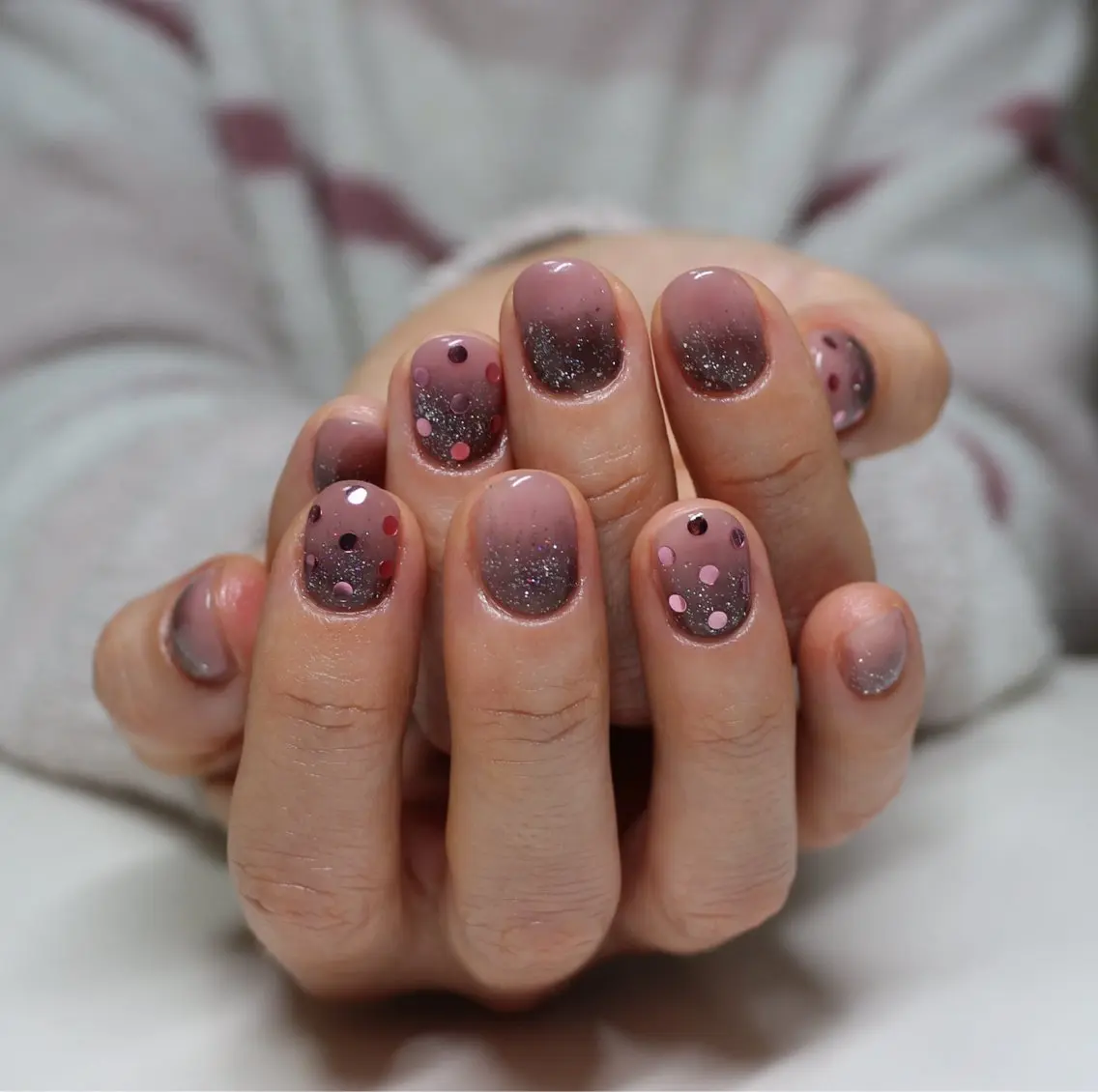 ネイル ドット フラッシュネイル キラキラネイル ハンドネイル Baku Nailsのネイルデザイン