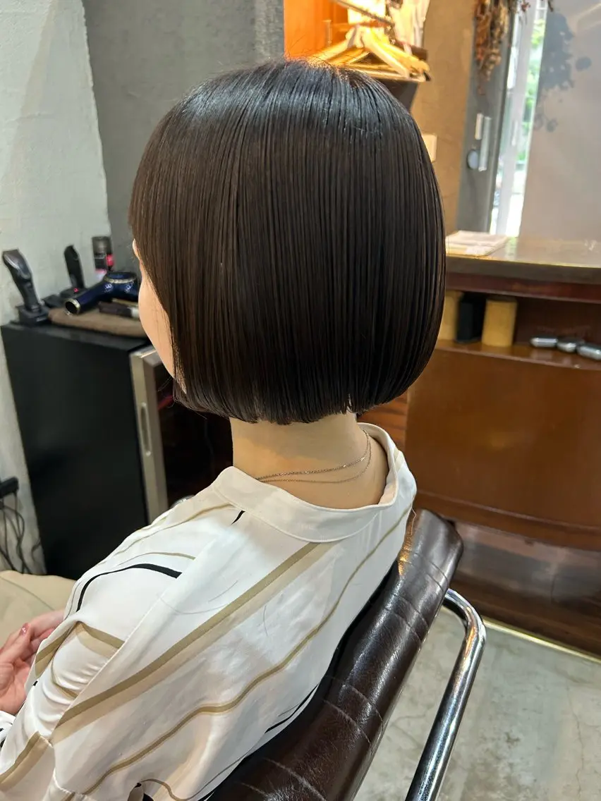 ショート ボブ カット 桜田 修未のヘアスタイル