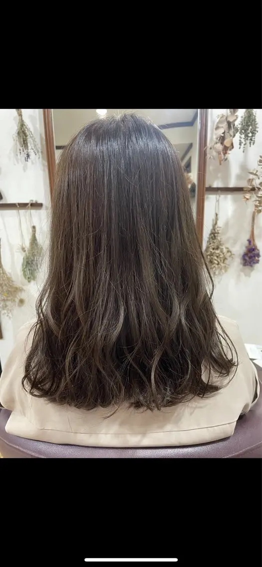 【🧡お仕事終わりの方も大歓迎🧡ヘッドスパで癒しのひとときを】リタッチカラー(根元2cm以内)+ヘッドスパ💆♀️の写真