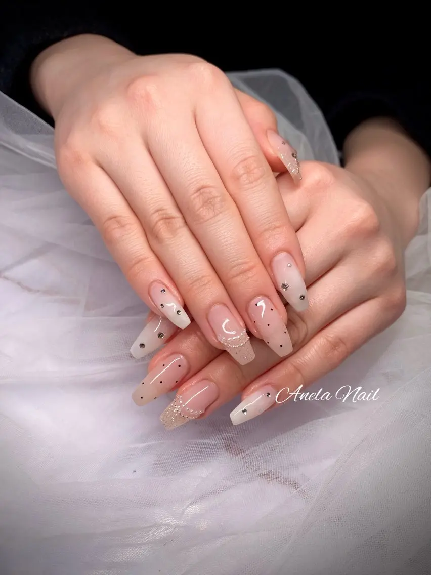 ネイル ワンホンネイル Anela Nailのネイルデザイン