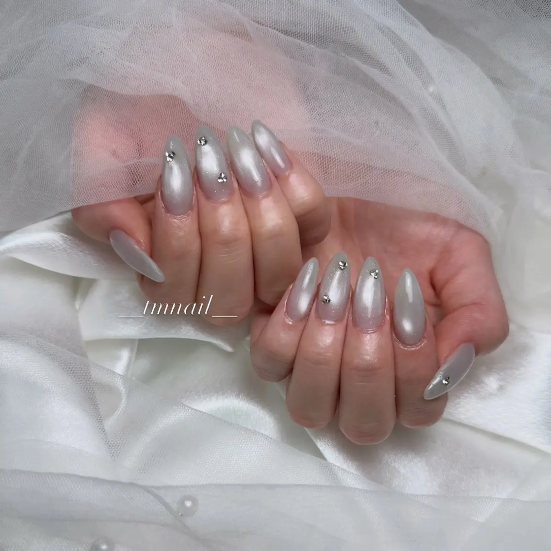 セミロング 韓国風ヘア ハンドネイル 💅Tmnail Misoraのネイルデザイン