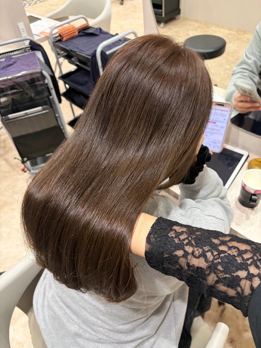 セミロング ヘアカラー 松本 心優のヘアスタイル