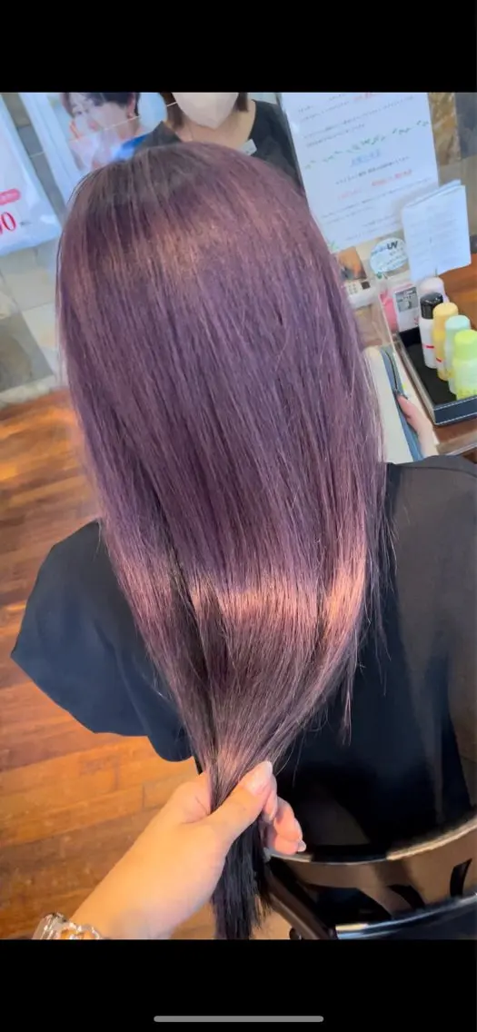ロング カラー ブリーチ パープルカラー 福見 美保のヘアスタイル