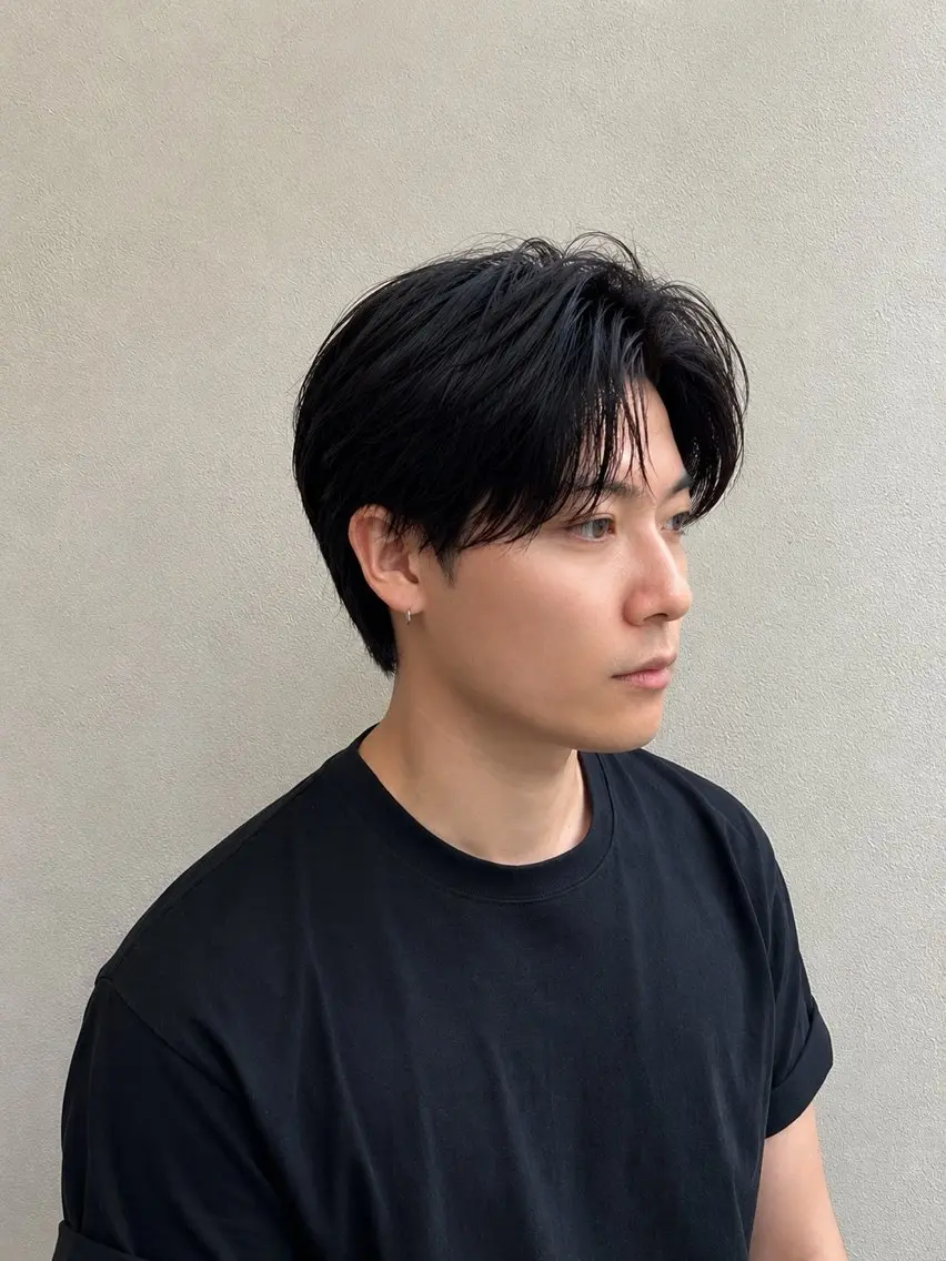 ショート メンズ センターパート カット 西谷 勇志のヘアスタイル