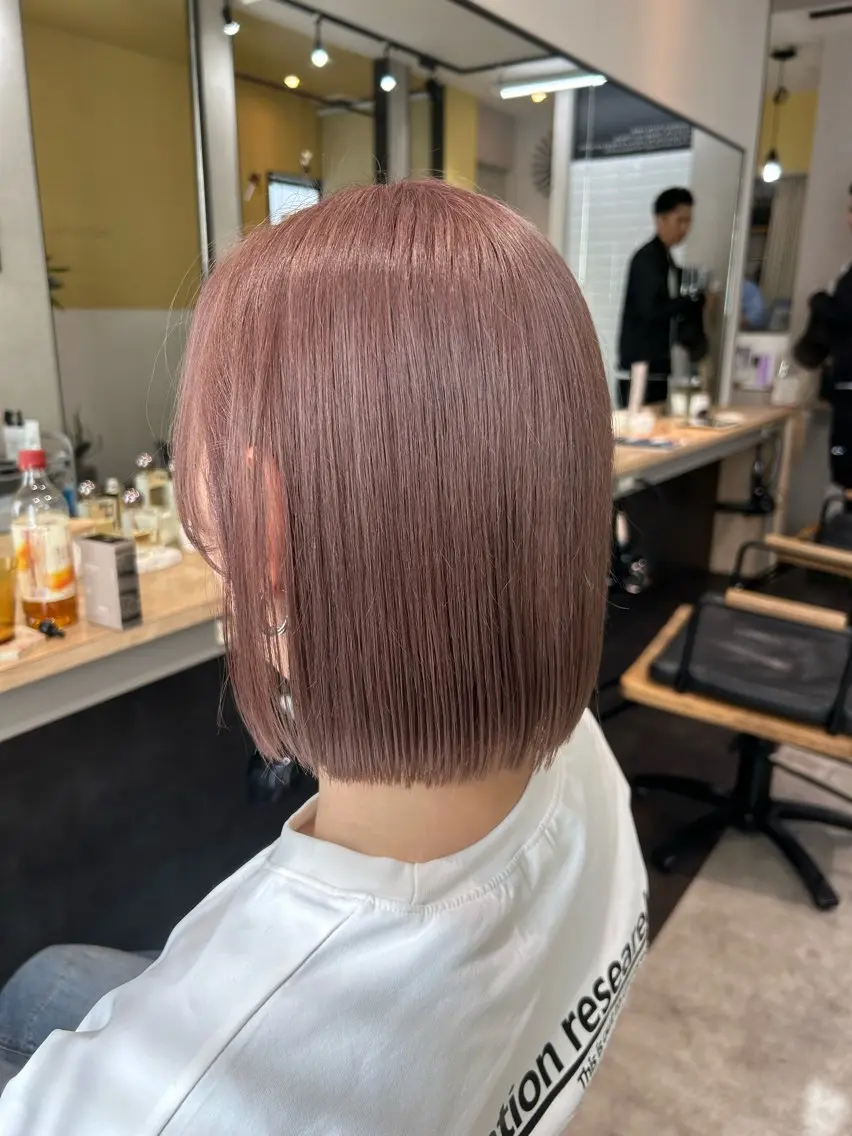 ミディアム カラー グレージュ ピンクカラー カット ヘアカラー トリートメント hubhair レイヤー/透明感のヘアスタイル