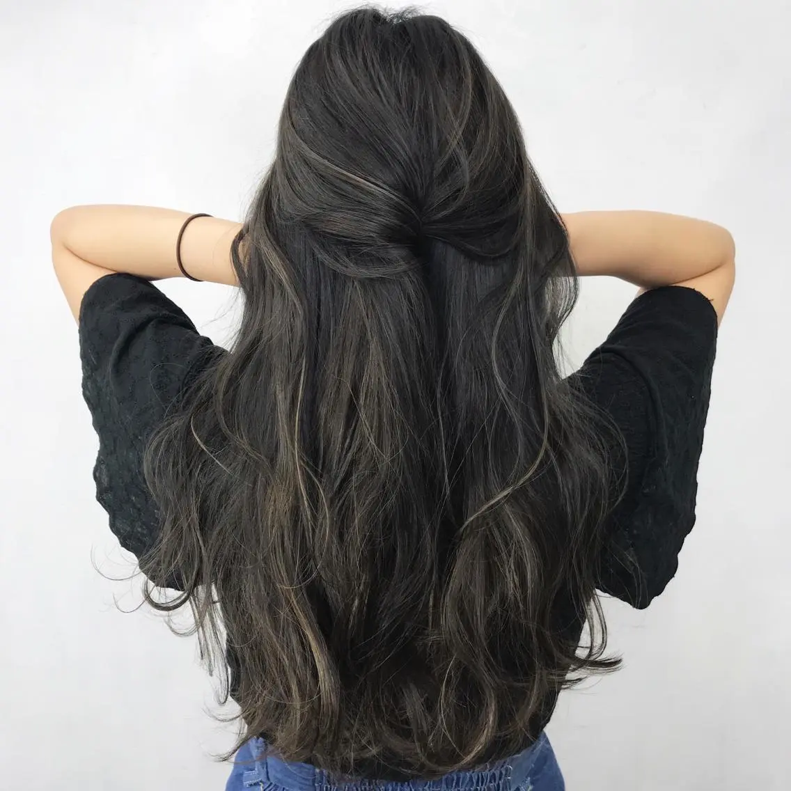 ロング カラー LUSTRE クロサワのヘアスタイル