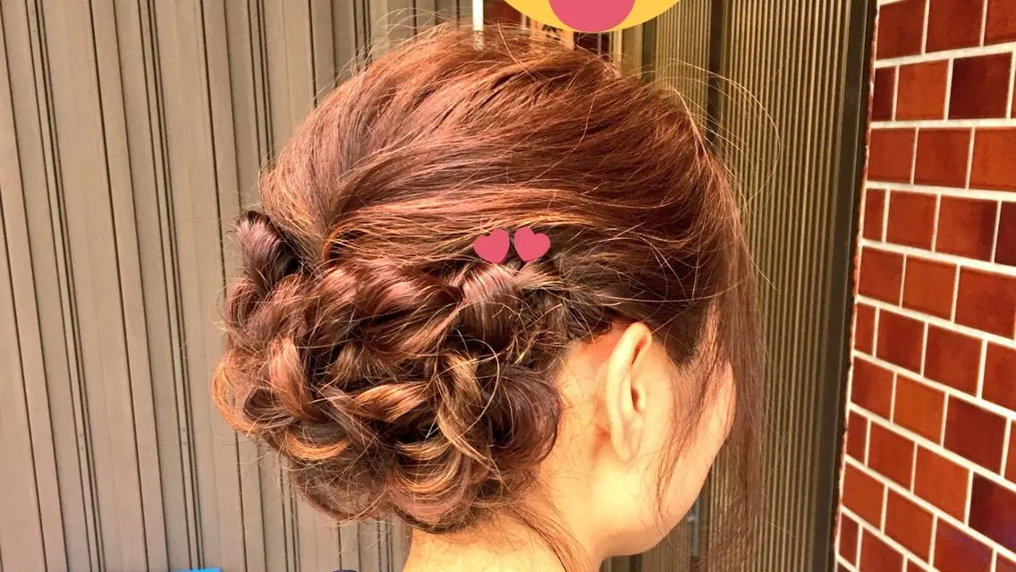 ミディアム ヘアアレンジ FLAWEN. フロウエンのその他イメージ