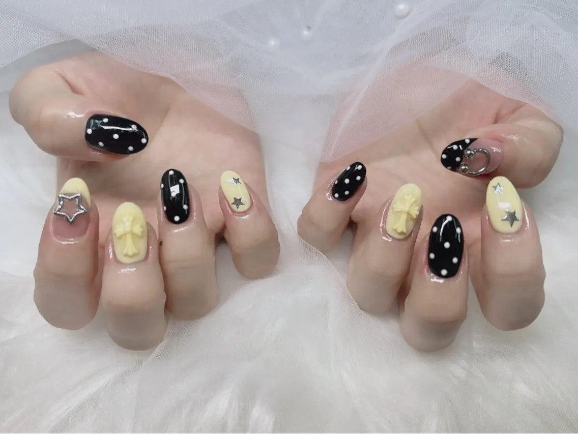ネイル チークネイル ドット フレンチネイル グラデーション 韓国ネイル Kei Nail 長さ出し 付け放題のネイルデザイン