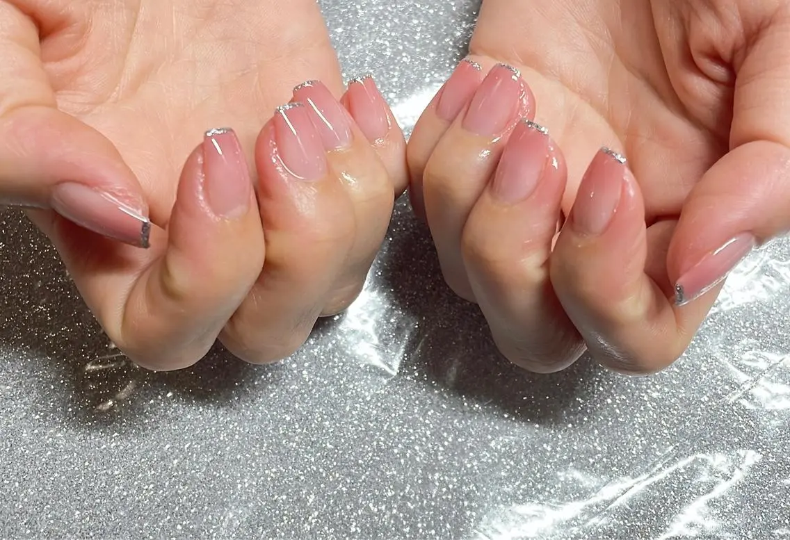 ネイル ハンドネイル VIERU 🌈🎀💖のネイルデザイン