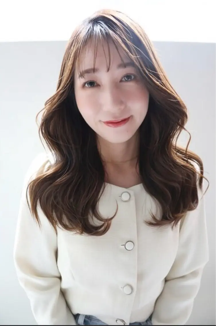 セミロング カット ヘアカラー トリートメント JILL ユキのヘアスタイル