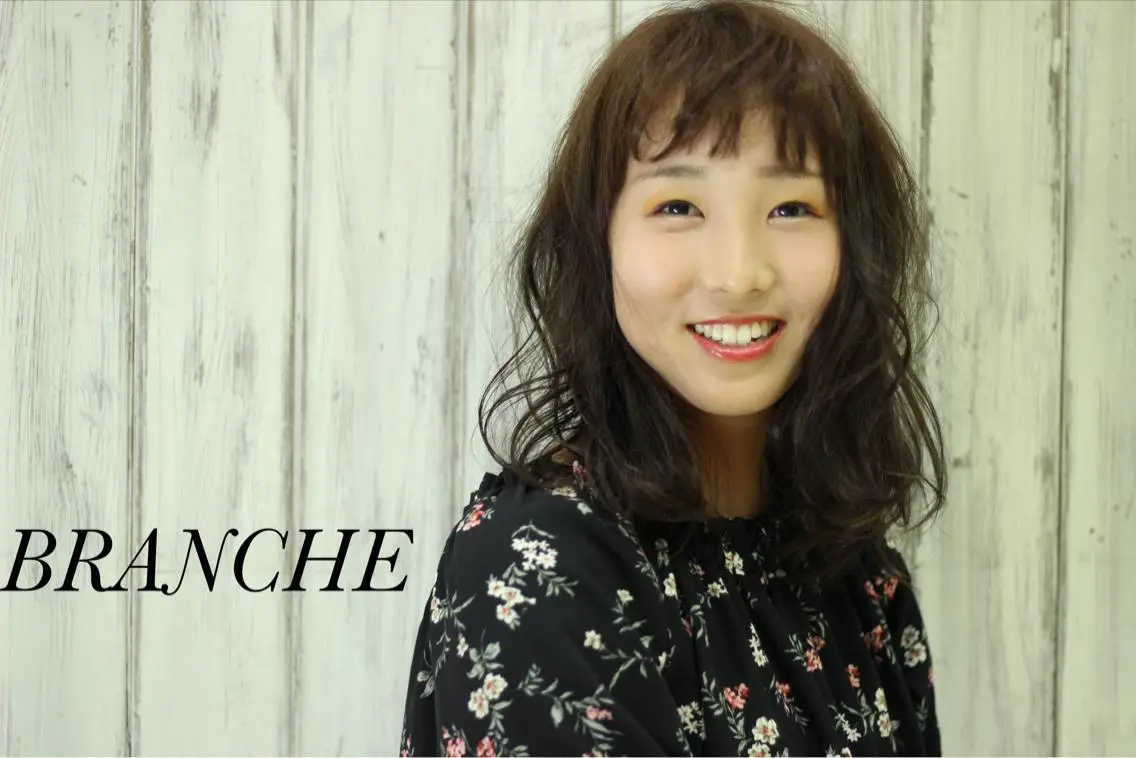 セミロング カラー パーマ 高橋 瑞季のヘアスタイル