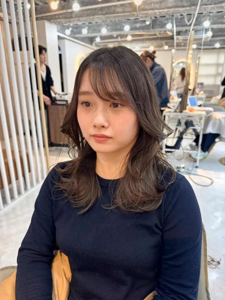 ミディアム カット レイヤーカット 中屋光貴のヘアスタイル