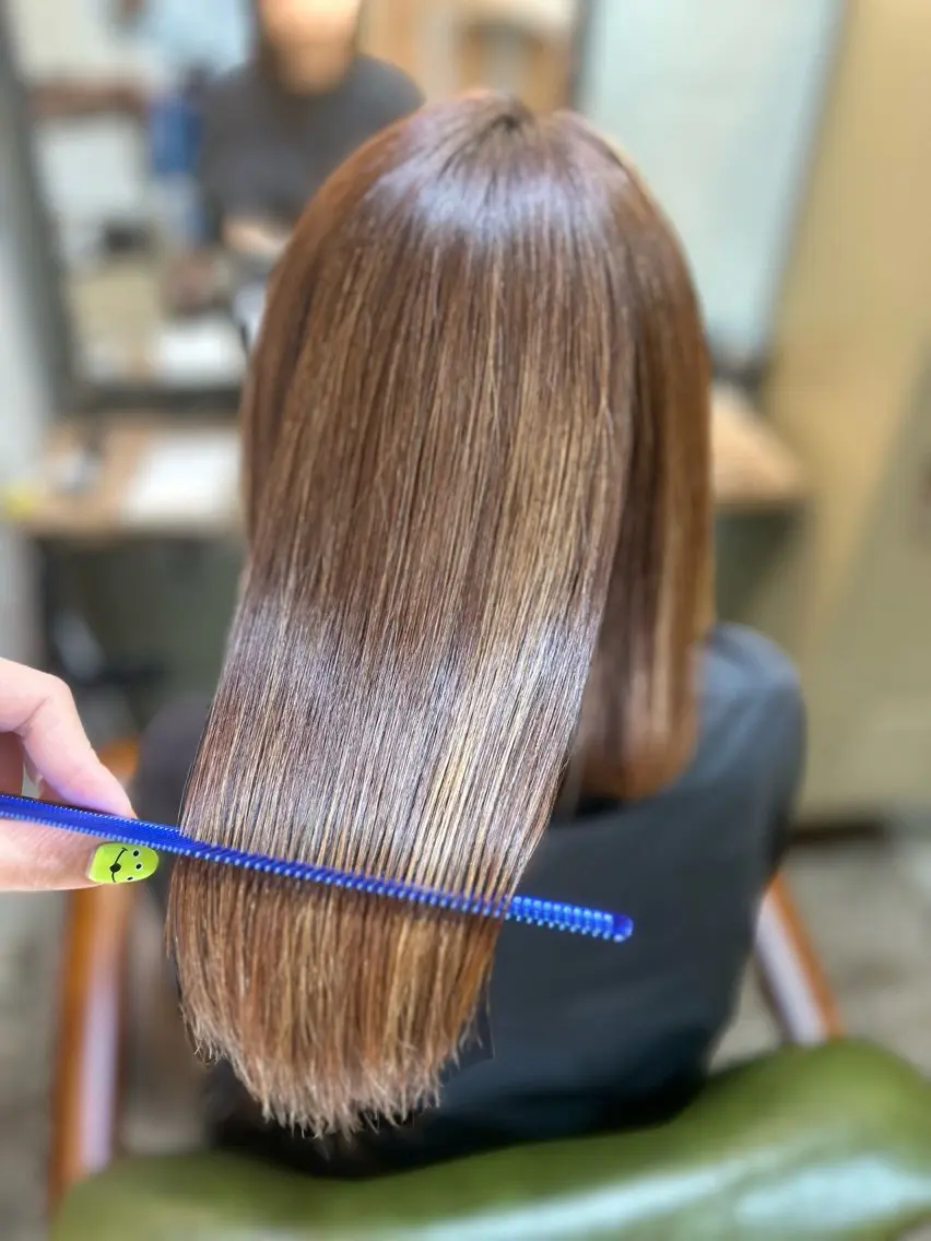 カット 縮毛矯正 トリートメント 岩倉 諒のヘアスタイル