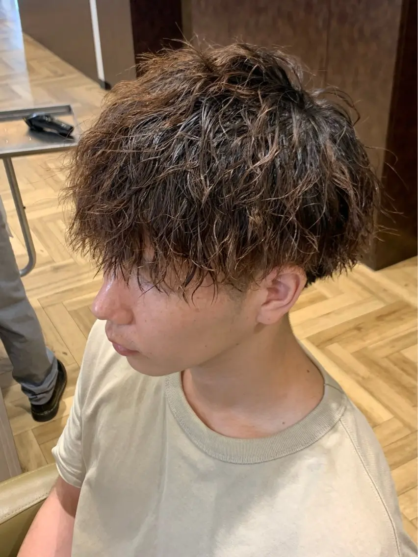 カラー メンズ マッシュ カット ヘアカラー Mika/ SOiL岡崎のヘアスタイル