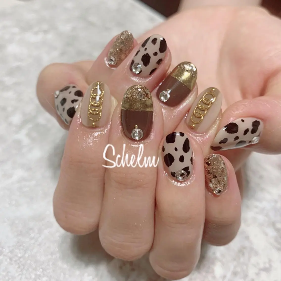 ネイル ハンドネイル nail room シュレムのネイルデザイン