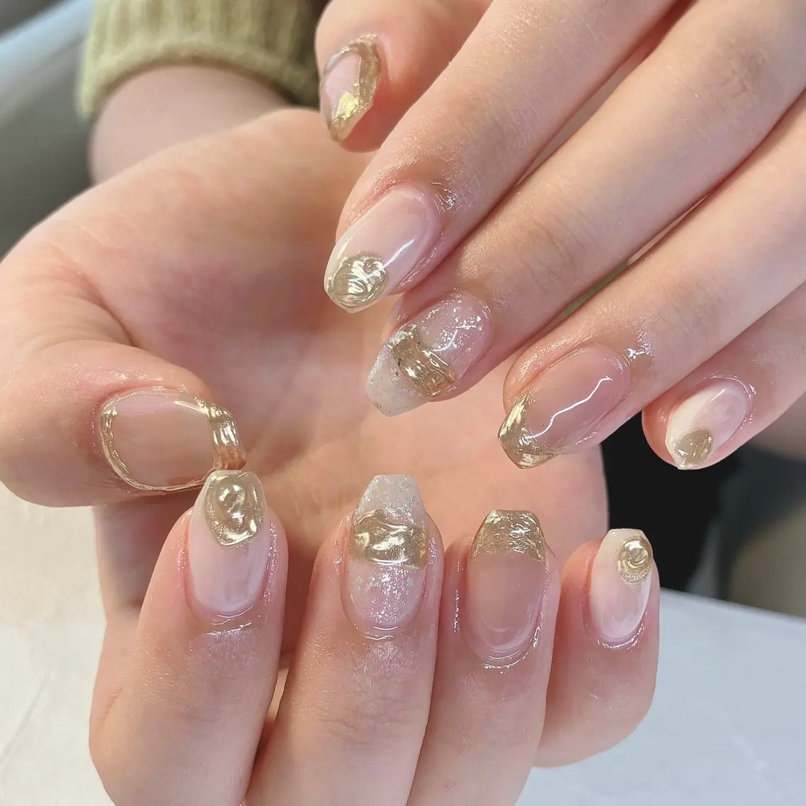 ネイル 成人式 ニュアンスネイル ハンドネイル nails 🎀meのネイルデザイン
