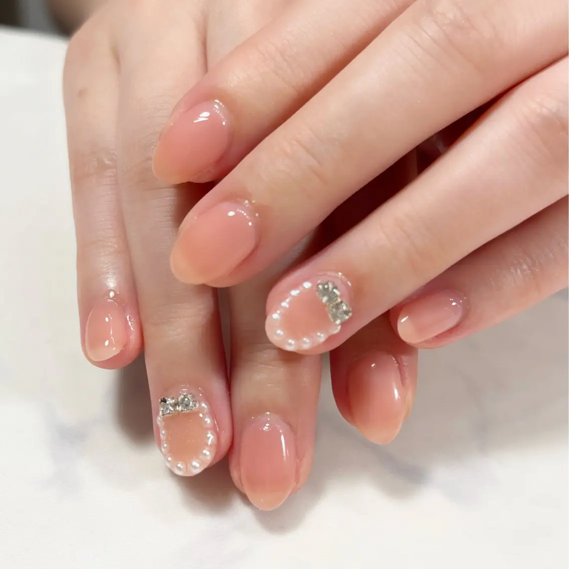 ネイル シンプルネイル ハンドネイル Knail . iのネイルデザイン