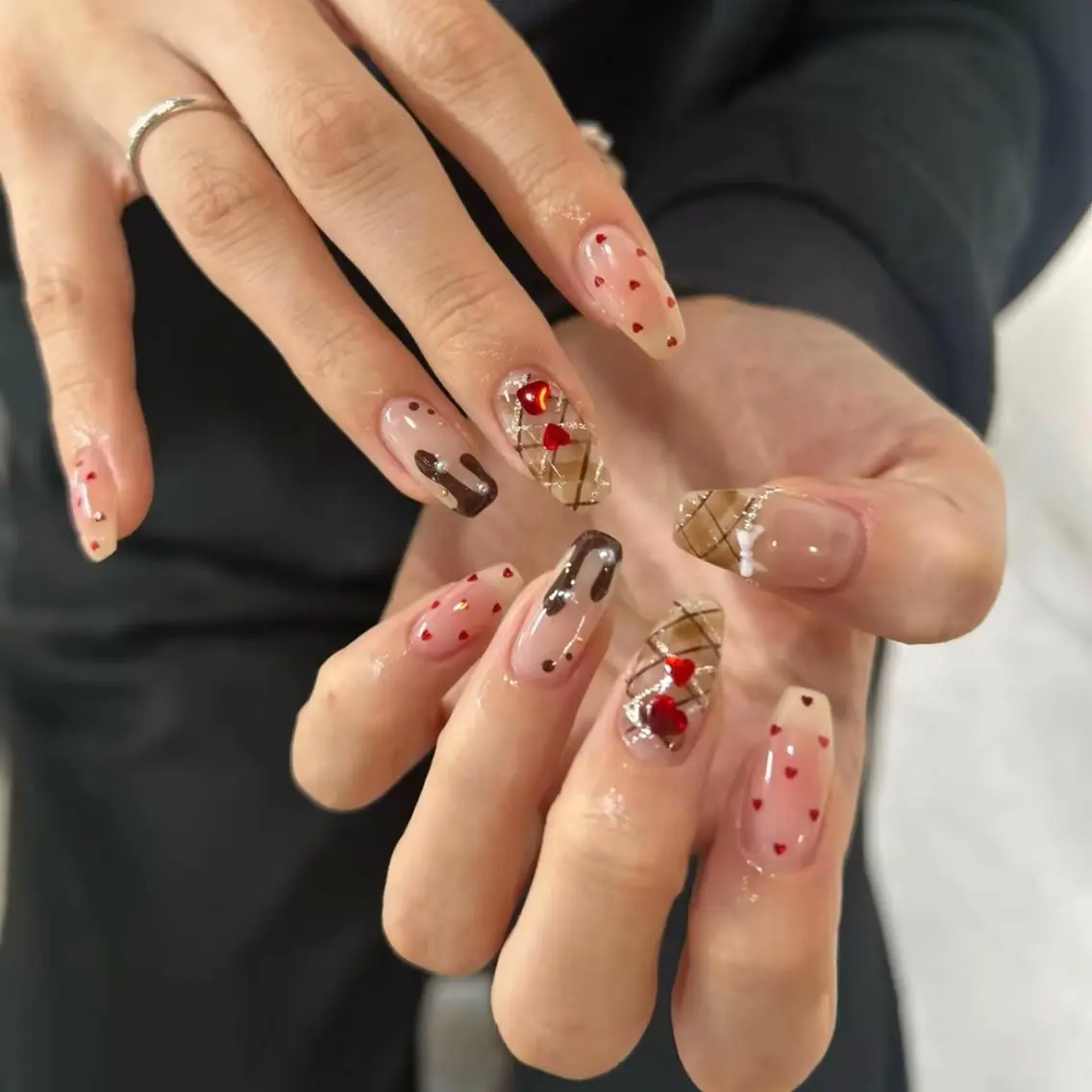 ネイル ハンドネイル Luna Gladeのネイルデザイン
