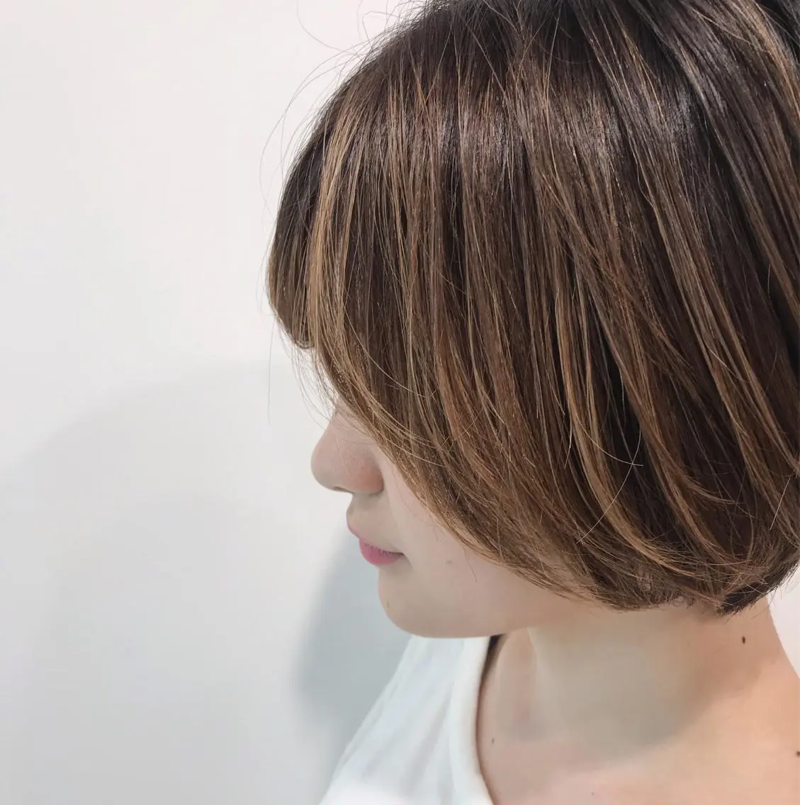 ショート ハイライト レイヤー/大人ボブ 渡邉【日吉美容室】のヘアスタイル