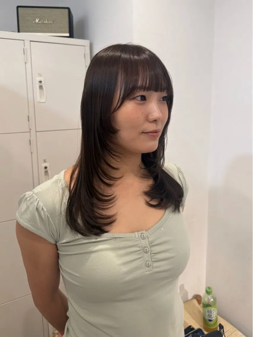 セミロング カラー レイヤーカット カット ヘアカラー トリートメント yutaka/レイヤ ーカット/髪質改善のヘアスタイル