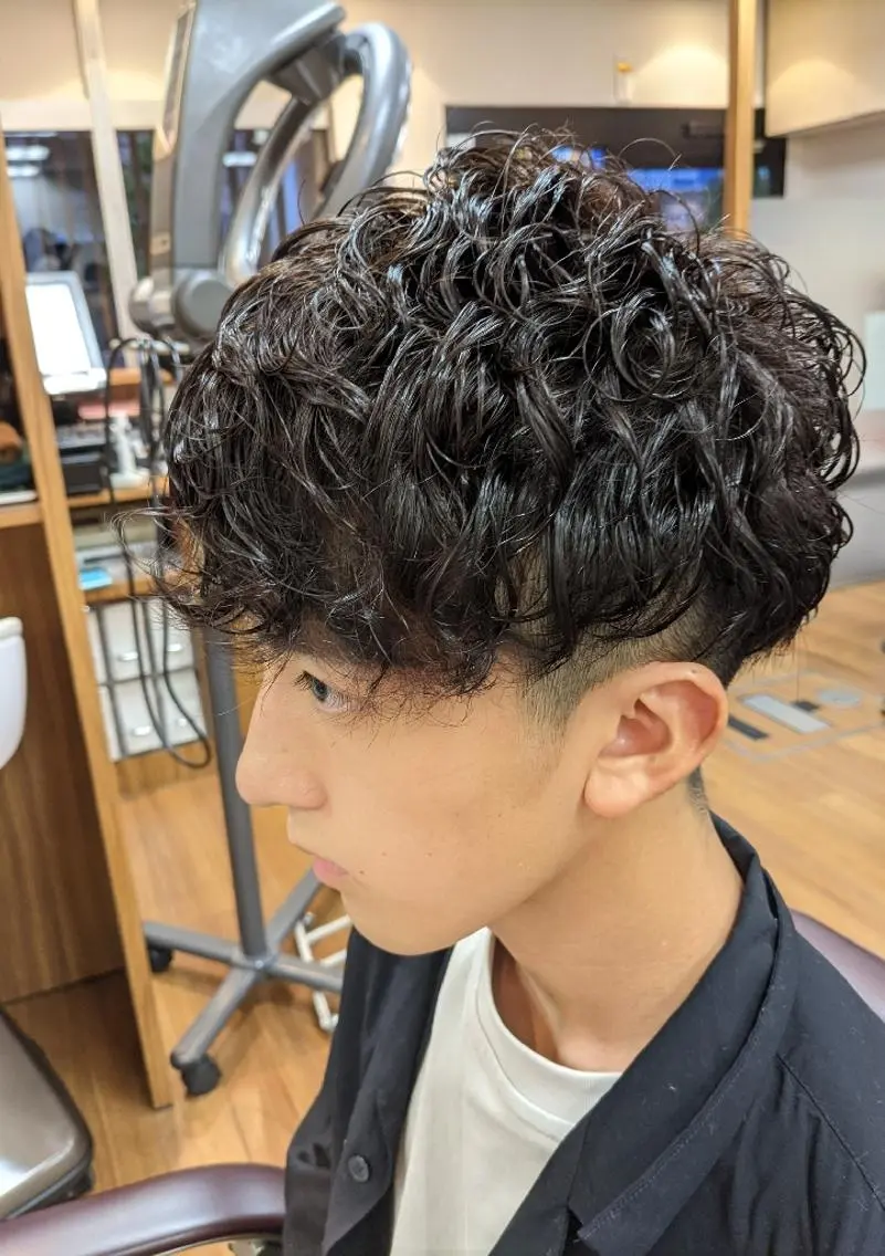 メンズカット+パーマ【マッシュ⭕フェード⭕】の写真
