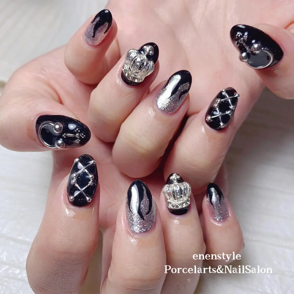 ミディアム ネイル 🐾enen style 🐾のネイルデザイン