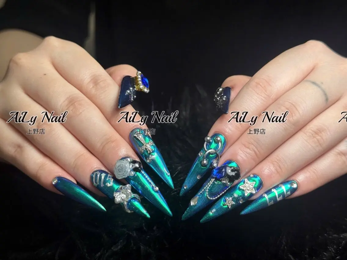 ネイル アートネイル ジェルネイル マグネットネイル ニュアンスネイル シンプルネイル ハンドネイル AiLy Nail 上野店のネイルデザイン