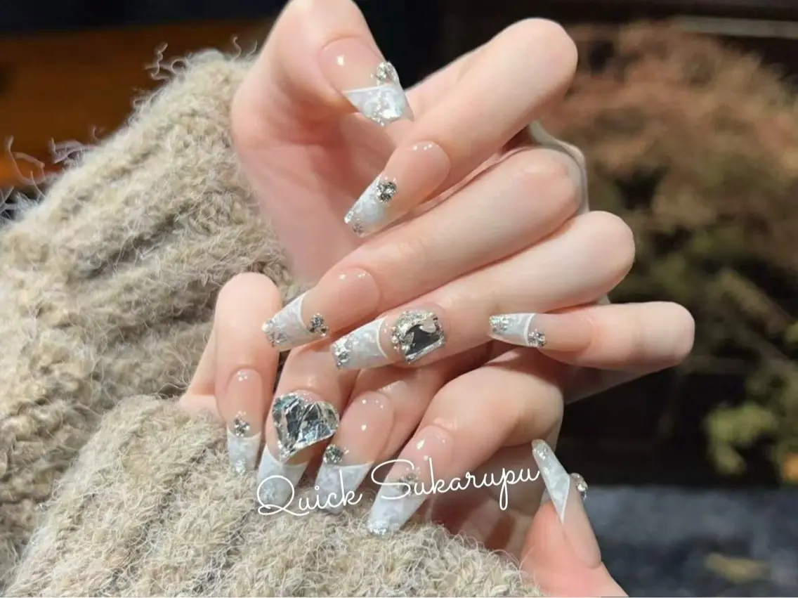 (オフなし) ロング日本初時短施術プレミアム定額現品ネイルチップ¥7980の写真