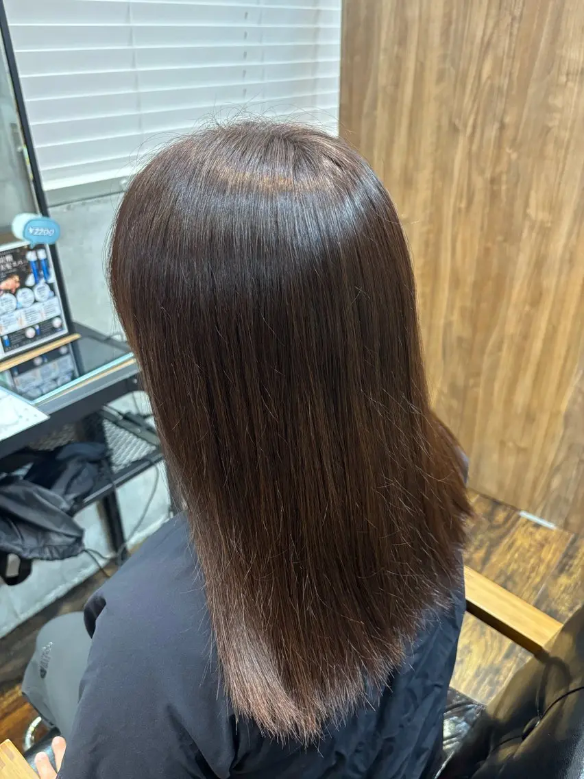 カラー 須藤 桃花のヘアスタイル