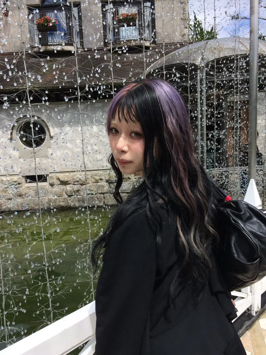 ロング カラー ブリーチ ラベンダーカラー 小川 未来のヘアスタイル