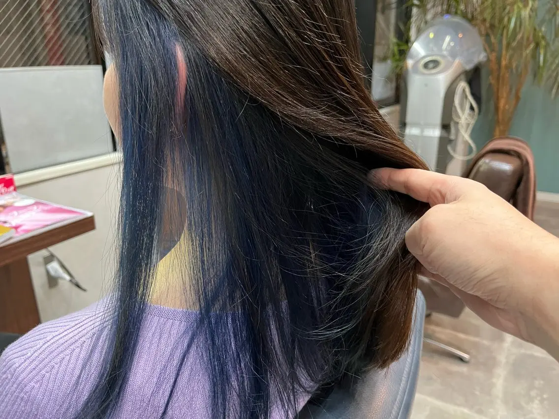 セミロング カラー 長内 大明のヘアスタイル
