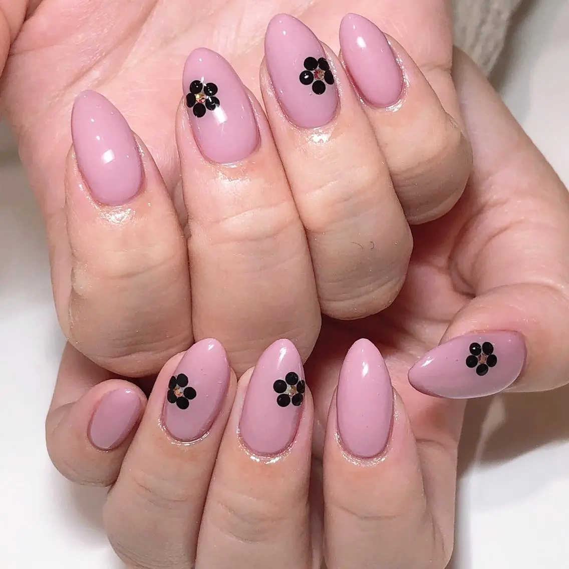 ネイル ROWnail Shioneのネイルデザイン