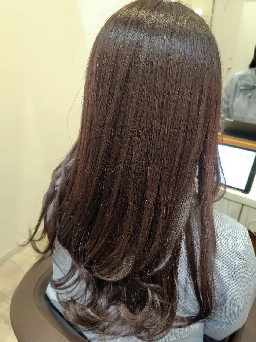 ロング カラー touko .のヘアスタイル