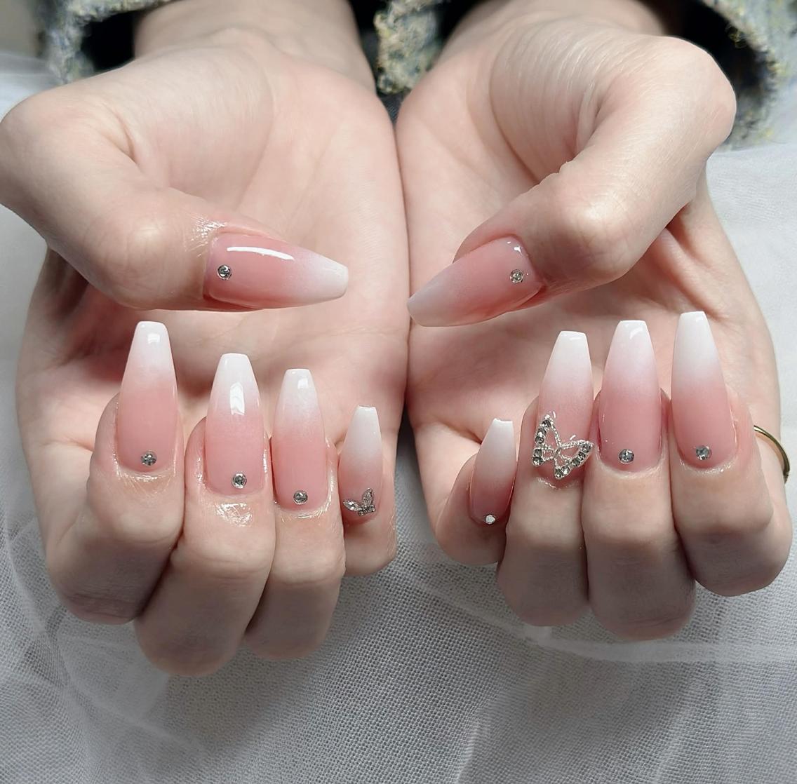 ネイル フレンチネイル ジェルネイル ハロウィン 韓国ネイル マグネットネイル ハンドネイル mia H.babynailのネイルデザイン