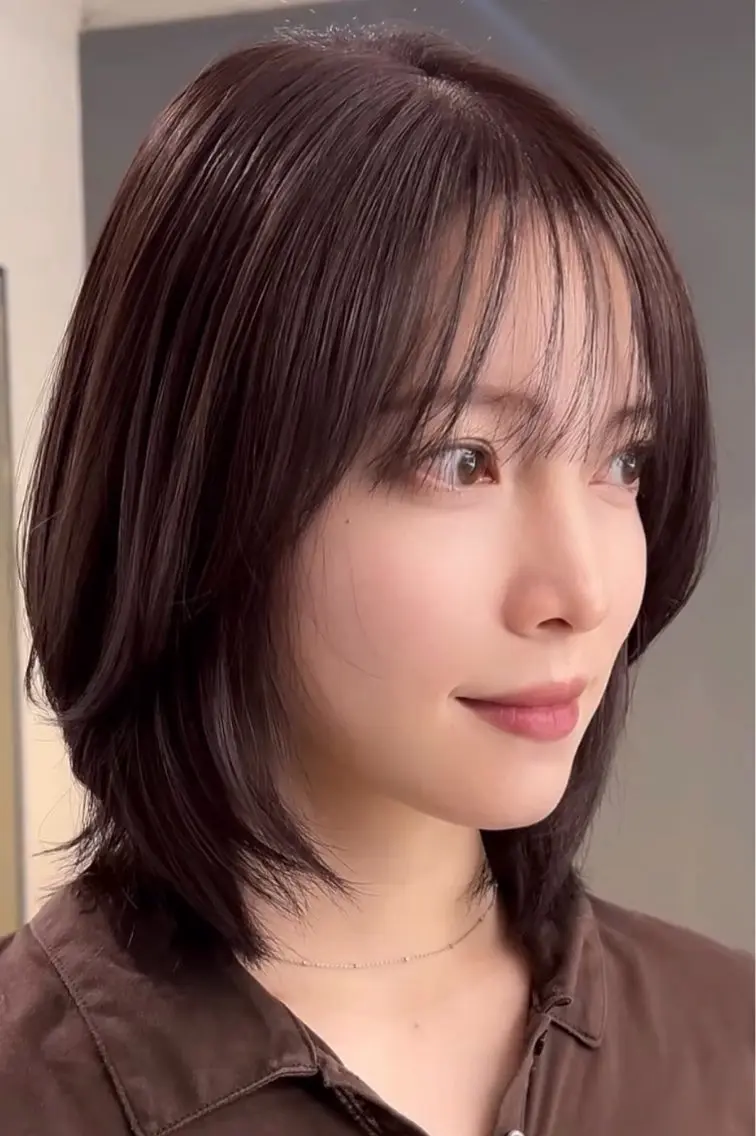 ミディアム 真下 瑞歩のヘアスタイル