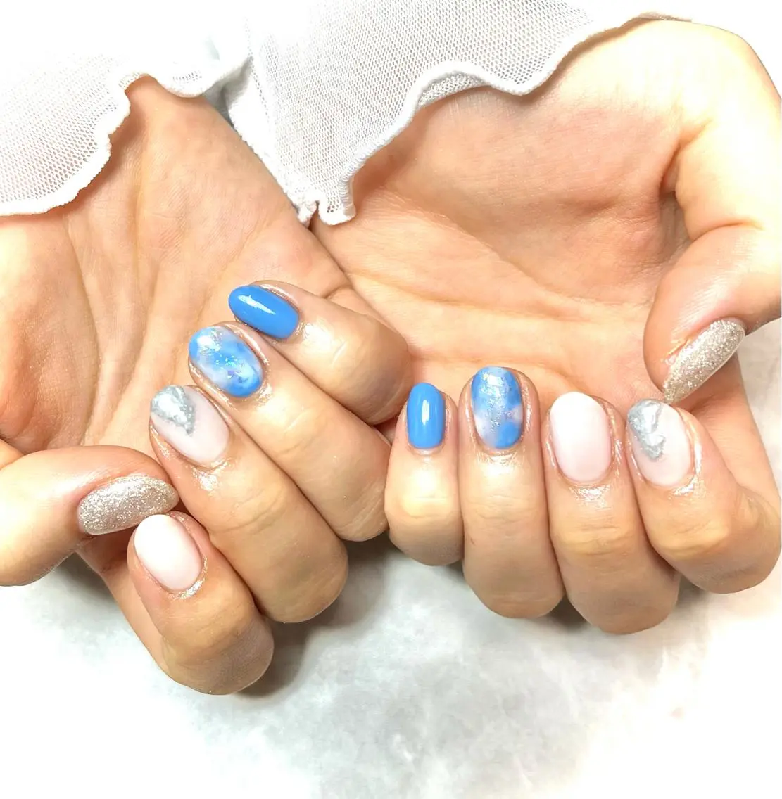 ネイル 成人式 ジェルネイル キラキラネイル 韓国ネイル ミラーネイル nails' it...のネイルデザイン