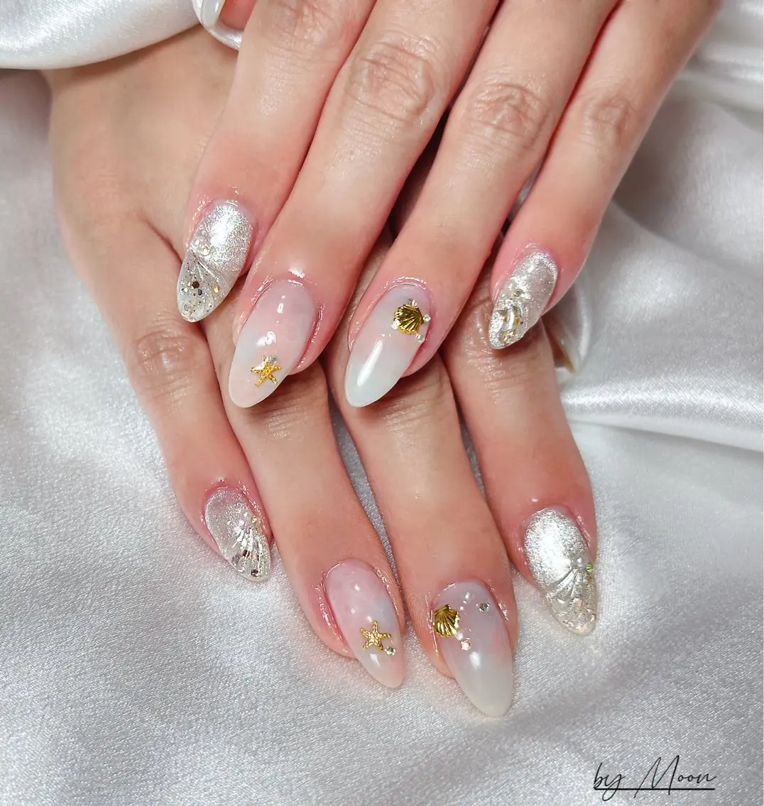 ネイル Moon Nailsのネイルデザイン