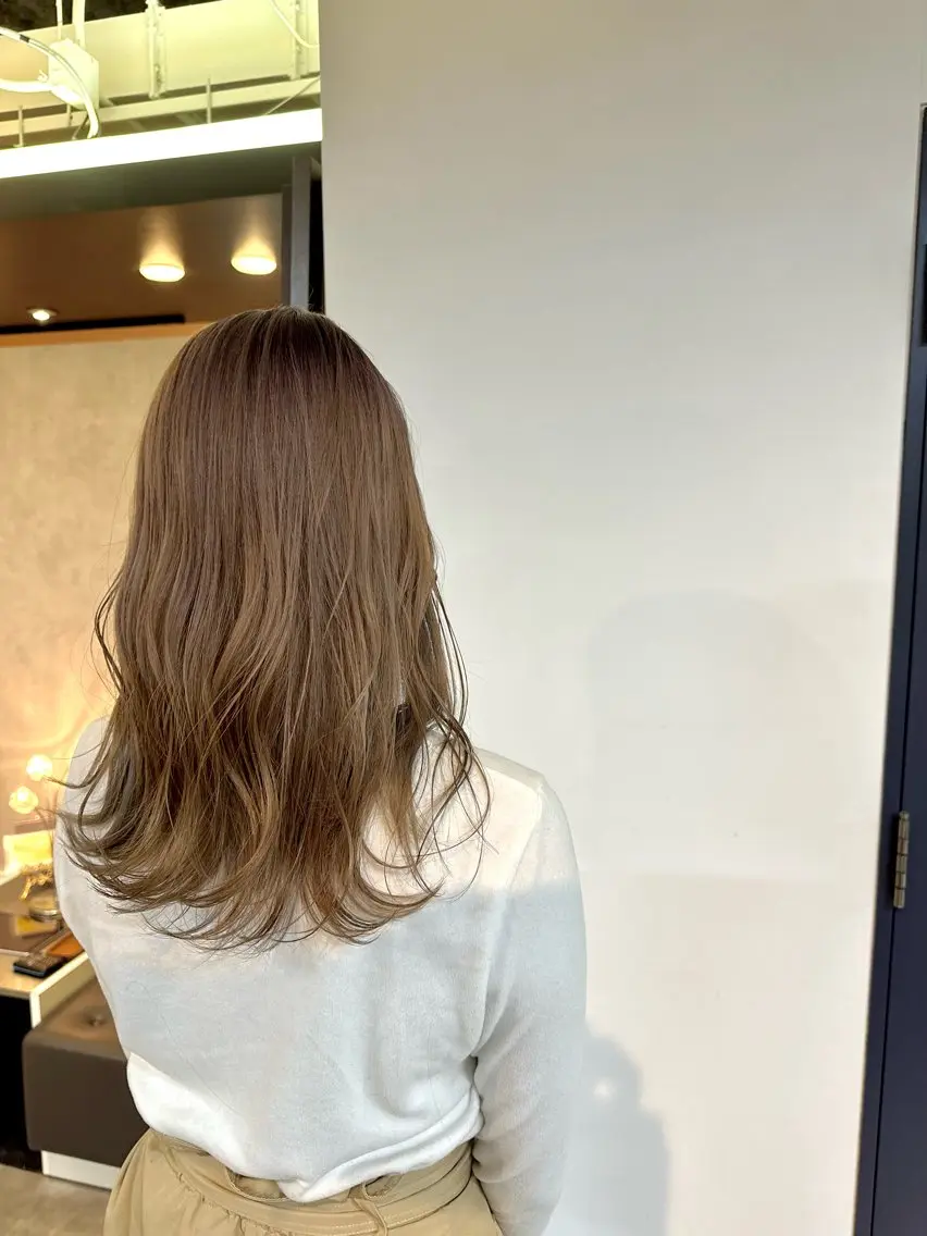 ロング カット ヘアカラー 縮毛矯正 トリートメント uhiyama shotarouのヘアスタイル