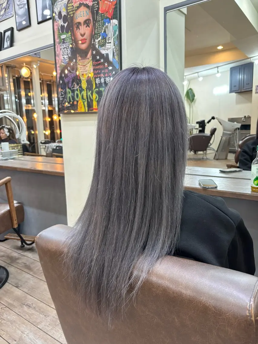 カラー ヘアカラー 土屋 琳のヘアスタイル