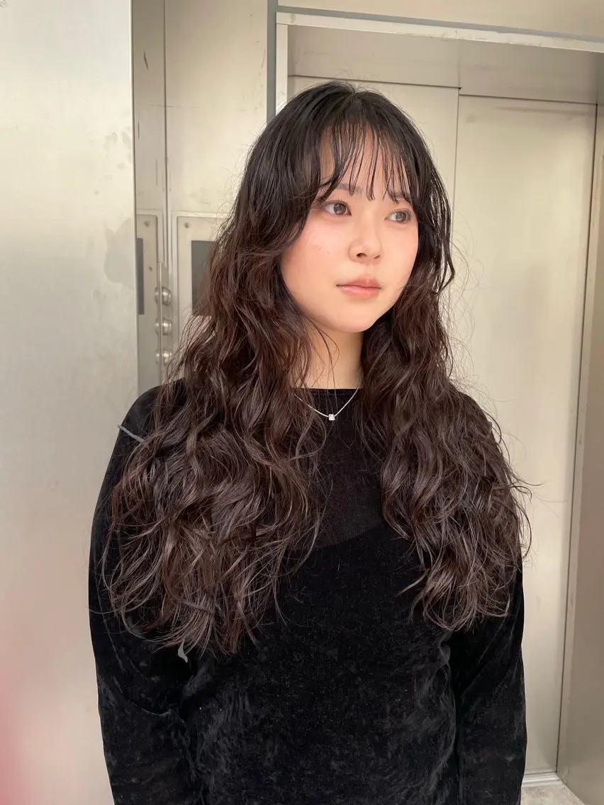 ロング パーマ ロング カット パーマ トリートメント 狩野 羅夢のヘアスタイル