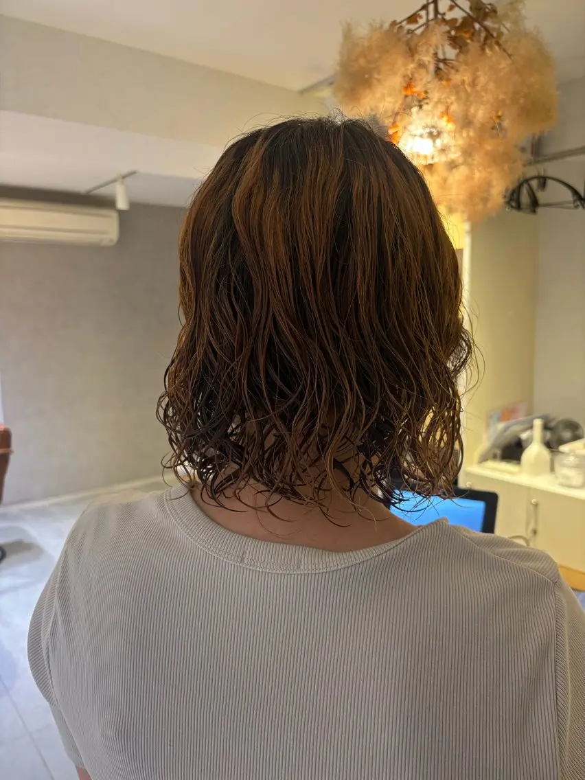 パーマ 草野 亜弥のヘアスタイル