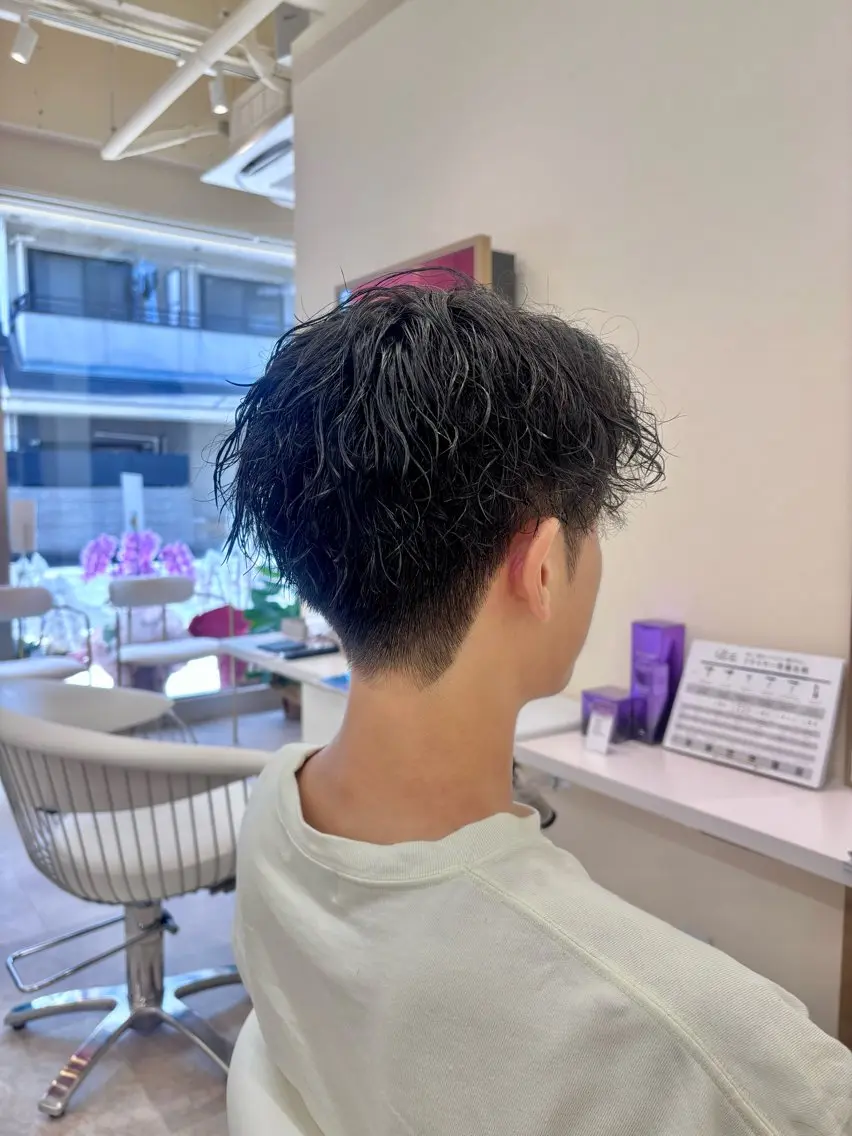 パーマ メンズ メンズパーマ メンズスパイラルパーマ スパイラルパーマ カット パーマ stella KOKONEのヘアスタイル