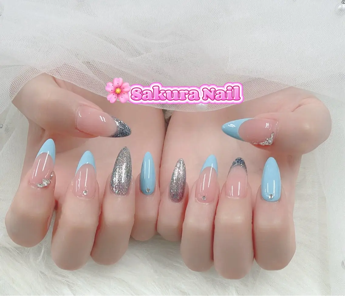 ネイル アートネイル オーロラネイル ボルドー チークネイル フレンチネイル ハンドネイル Sakura Nail Salonのネイルデザイン