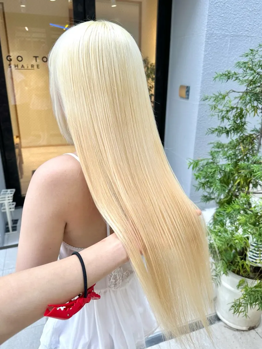 ∬色落ちまでかわいく∬ムラ修正ブリーチ+カラー+クイックトリートメントの写真