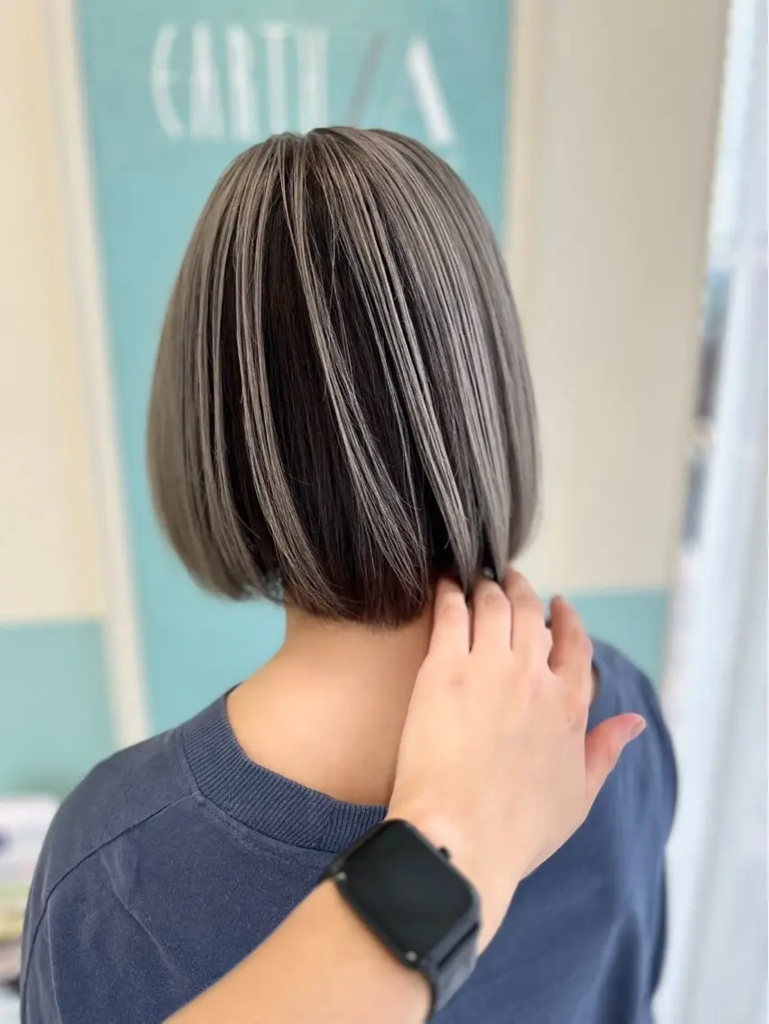 カラー ナカシマ トシのヘアスタイル